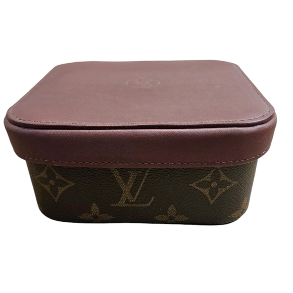 Louis Vuitton Boite Camille MM Monogram Case Leather Bordeaux - Picture 3 of 9